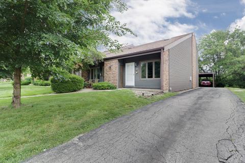 1702 Rockingham Dr #6, Normal, IL 61761 photo 2