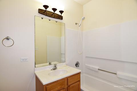 621 E Willow St, Elburn, IL 60119 photo 15