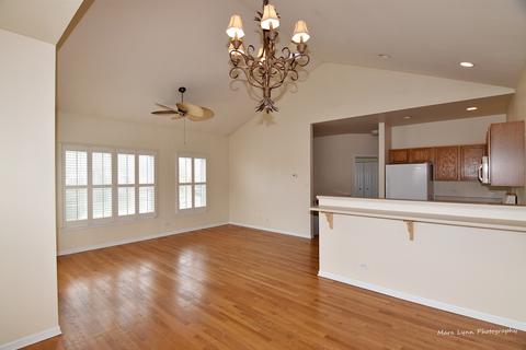 621 E Willow St, Elburn, IL 60119 photo 12
