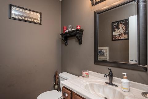 648 Hazel Nut Ct, Bartlett, IL 60103 photo 17