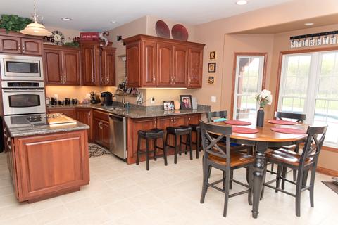 3773 Spring Run Ln, Morris, IL 60450 photo 17