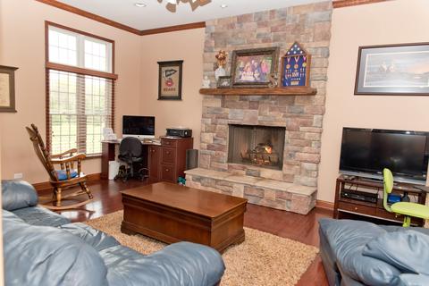 3773 Spring Run Ln, Morris, IL 60450 photo 8