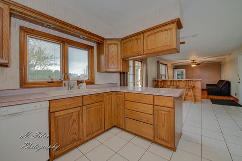 1160 Greenridge Ave, Algonquin, IL 60102 photo 8