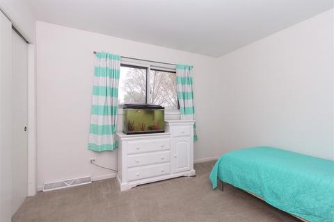 802 W Sable Ave, Addison, IL 60101 photo 16