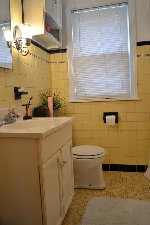 10534 S Artesian Ave, Chicago, IL 60655 photo 9