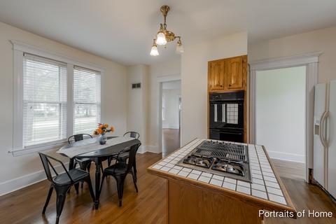 239 S Maple St, Itasca, IL 60143 photo 10