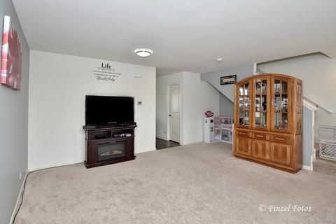 1809 Ruby Dr, Pingree Grove, IL 60140 photo 6