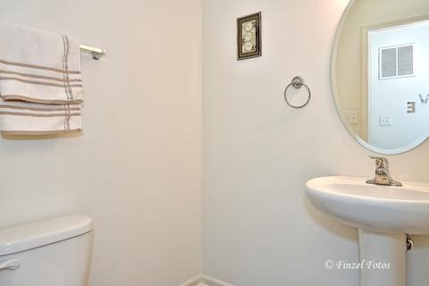 1809 Ruby Dr, Pingree Grove, IL 60140 photo 14