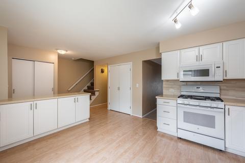 1009 Cascade Dr, Aurora, IL 60506 photo 9