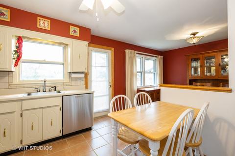 1391 Anthony Rd, Wheeling, IL 60090 photo 4