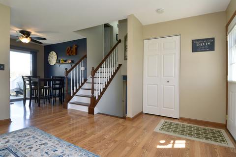 826 Bay Ct, Bartlett, IL 60103 photo 6
