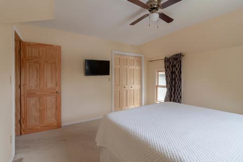 671 Bluff City Blvd, Elgin, IL 60120 photo 14