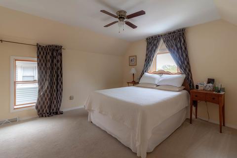 671 Bluff City Blvd, Elgin, IL 60120 photo 13