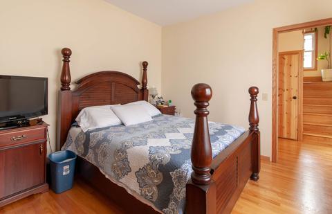 671 Bluff City Blvd, Elgin, IL 60120 photo 9