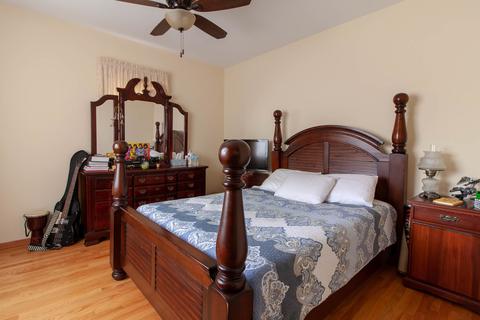 671 Bluff City Blvd, Elgin, IL 60120 photo 8