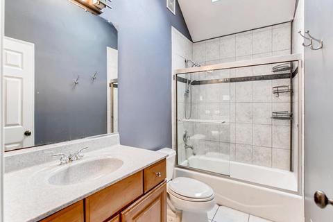 609 Hamilton Ct, Bartlett, IL 60103 photo 20