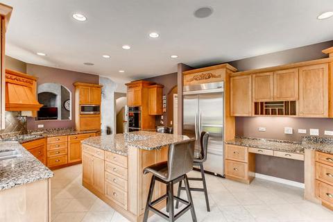 609 Hamilton Ct, Bartlett, IL 60103 photo 9