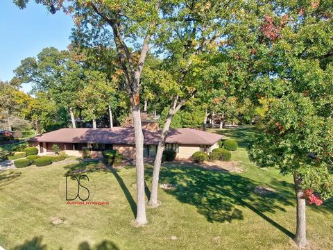 108 Forest Park Rd, Ottawa, IL 61350 photo 3