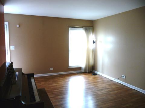 1925 Kenilworth Cir, Hoffman Estates, IL 60169 photo 2