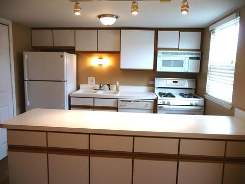 1925 Kenilworth Cir, Hoffman Estates, IL 60169 photo 4