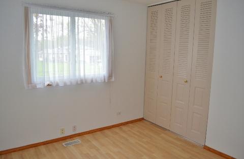 1077 Windsor Dr, Wheaton, IL 60189 photo 26