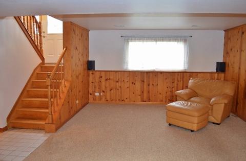 1077 Windsor Dr, Wheaton, IL 60189 photo 32