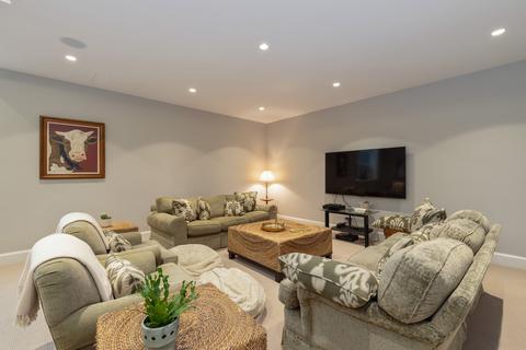 587 E Illinois Rd, Lake Forest, IL 60045 photo 17