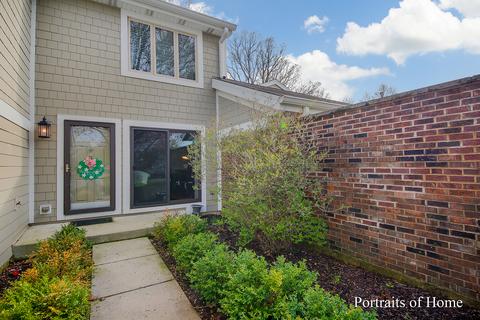 2114 Timber Ln, Wheaton, IL 60189 photo 2