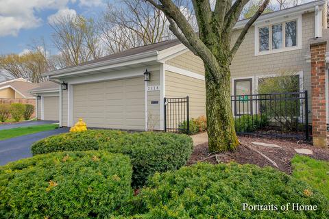 2114 Timber Ln, Wheaton, IL 60189 photo 1