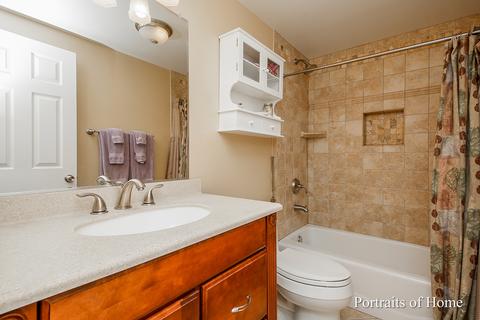 2114 Timber Ln, Wheaton, IL 60189 photo 17