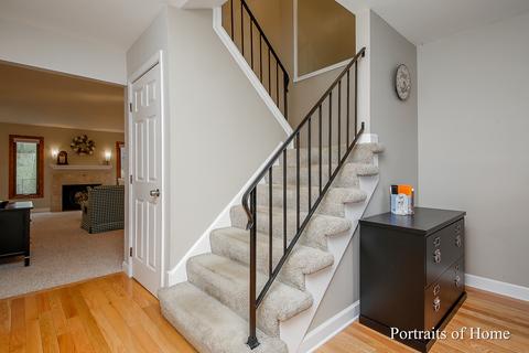 2114 Timber Ln, Wheaton, IL 60189 photo 12