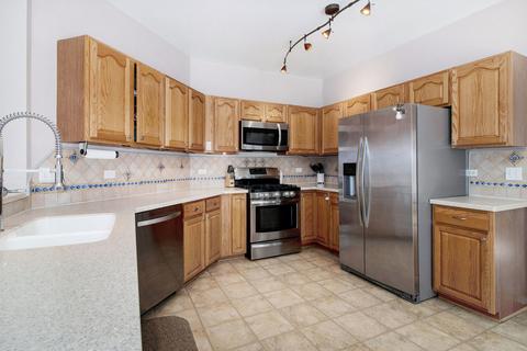 140 Troutman Dr, Bartlett, IL 60103 photo 11