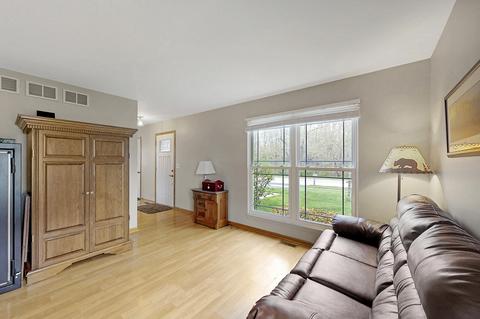 2915 Sun Valley Ct, Plainfield, IL 60586 photo 4