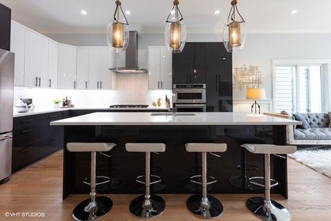 4619 S Champlain Ave, Chicago, IL 60653 photo 7