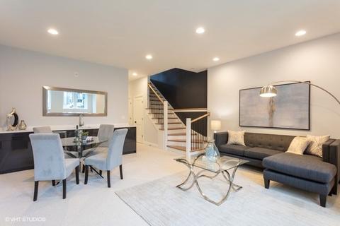 4619 S Champlain Ave, Chicago, IL 60653 photo 18