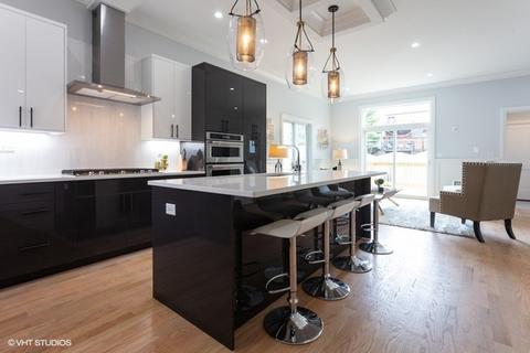 4619 S Champlain Ave, Chicago, IL 60653 photo 6