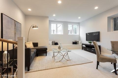 4619 S Champlain Ave, Chicago, IL 60653 photo 17