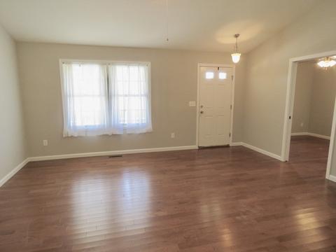 1520 Belclare Rd, Normal, IL 61761 photo 5