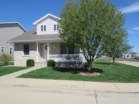 1520 Belclare Rd, Normal, IL 61761 photo 2