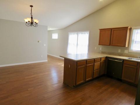 1520 Belclare Rd, Normal, IL 61761 photo 9