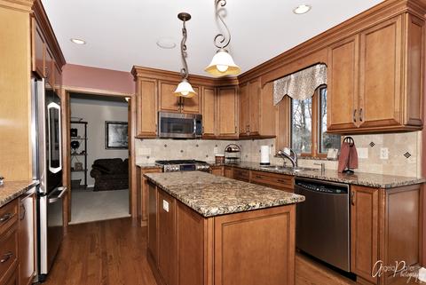 1205 Matanuska Trl, Mchenry, IL 60050 photo 7