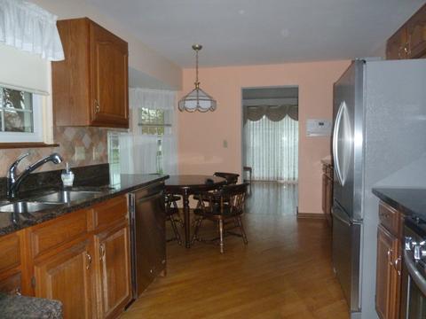 21241 W Silktree Cir, Plainfield, IL 60544 photo 2