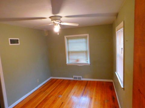 112 S Weston Ave, Elgin, IL 60123 photo 9