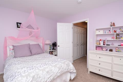 3102 Valley Falls St, Elgin, IL 60124 photo 22