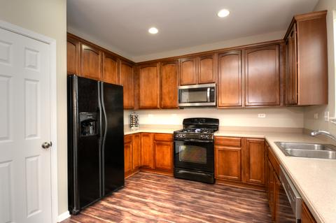3102 Valley Falls St, Elgin, IL 60124 photo 11