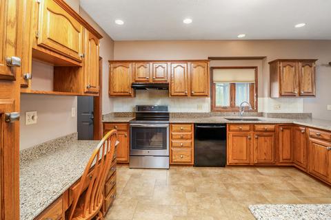 910 Ironwood Cc Dr, Normal, IL 61761 photo 14