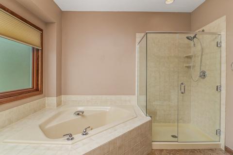 910 Ironwood Cc Dr, Normal, IL 61761 photo 27
