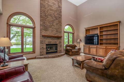 910 Ironwood Cc Dr, Normal, IL 61761 photo 6