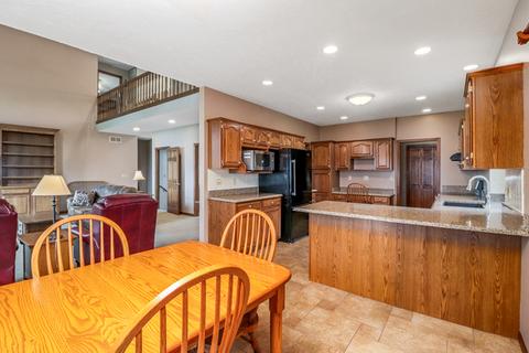 910 Ironwood Cc Dr, Normal, IL 61761 photo 13