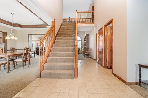 910 Ironwood Cc Dr, Normal, IL 61761 photo 5